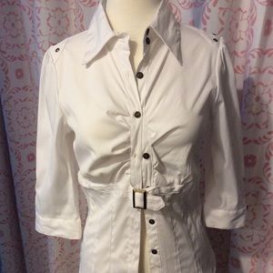 🎉🎉HP🎉 Antilia Femme Stretch tailored blouse